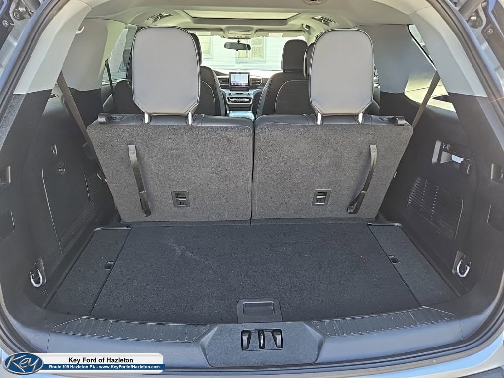 Certified 2023 Ford Explorer XLT w/ Equipment Group 202A image 18