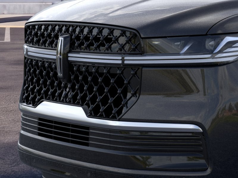 New 2026 Lincoln Navigator Reserve w/ Jet Appearance Package AWD/4WD image 17