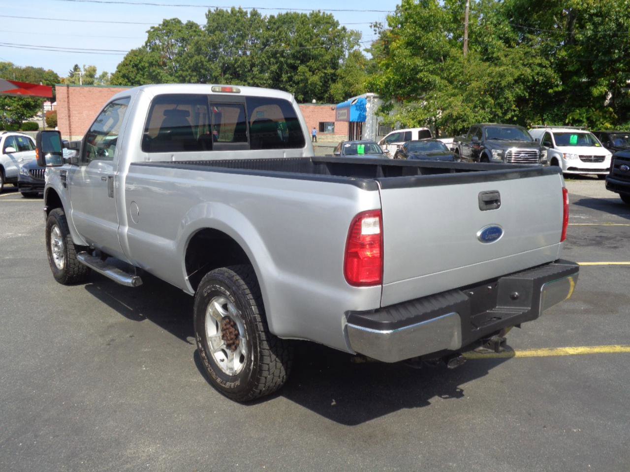 Used 2010 Ford F250 XLT AWD/4WD image 3
