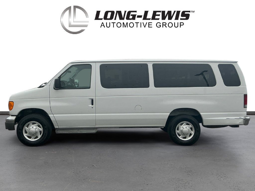 Used 2006 Ford E-350 and Econoline 350 Extended Wagon Super Duty RWD image 2
