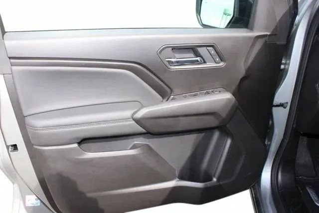 New 2026 GMC Canyon Elevation w/ Convenience Package image 10