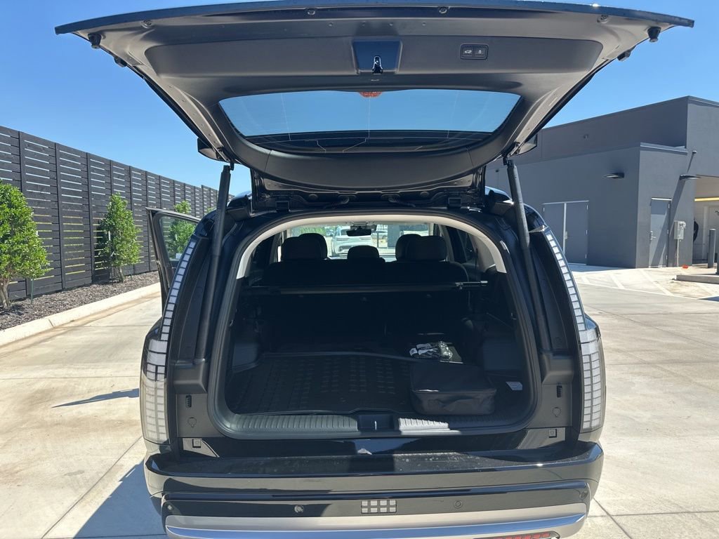 New 2026 Hyundai Ioniq 9 SEL image 17
