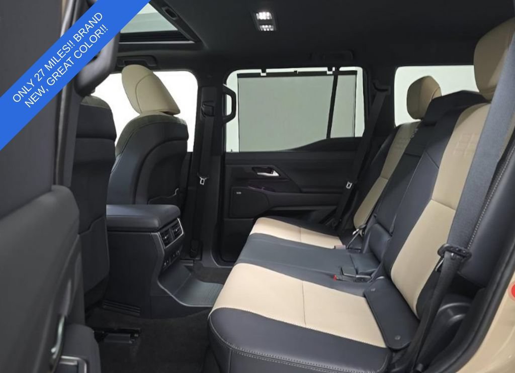 Used 2026 Lexus GX 550 AWD/4WD image 12