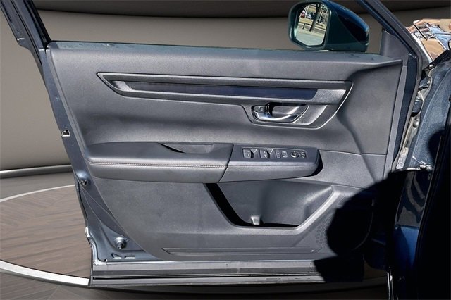 Used 2025 Honda CR-V Sport image 21