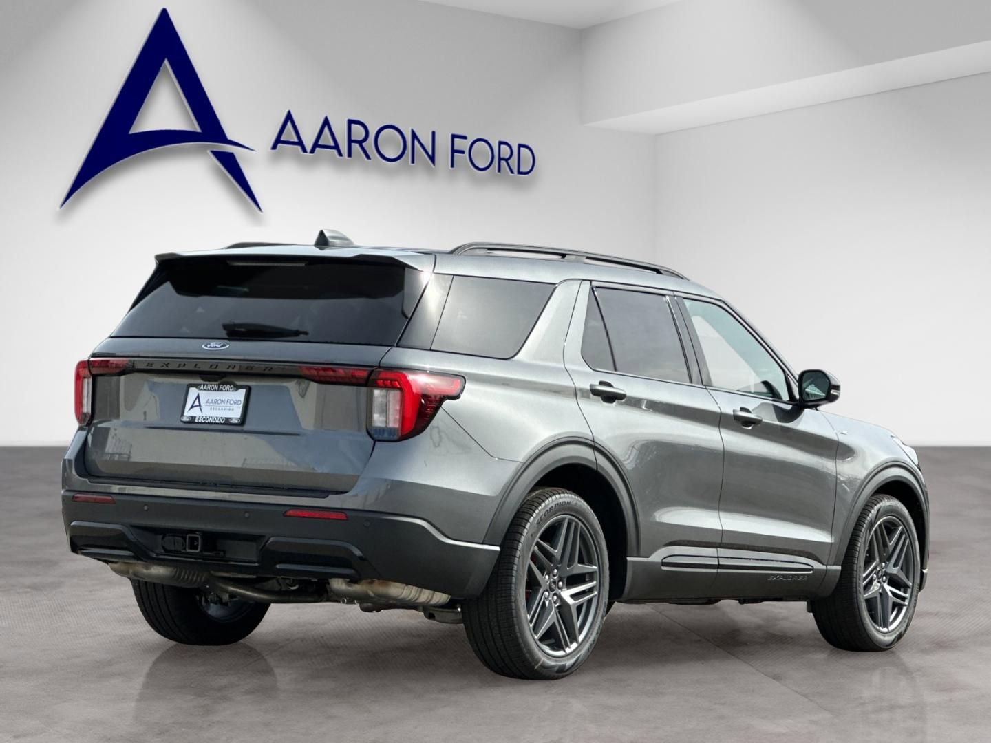 New 2026 Ford Explorer ST-Line w/ ST-Line Street Pack image 6