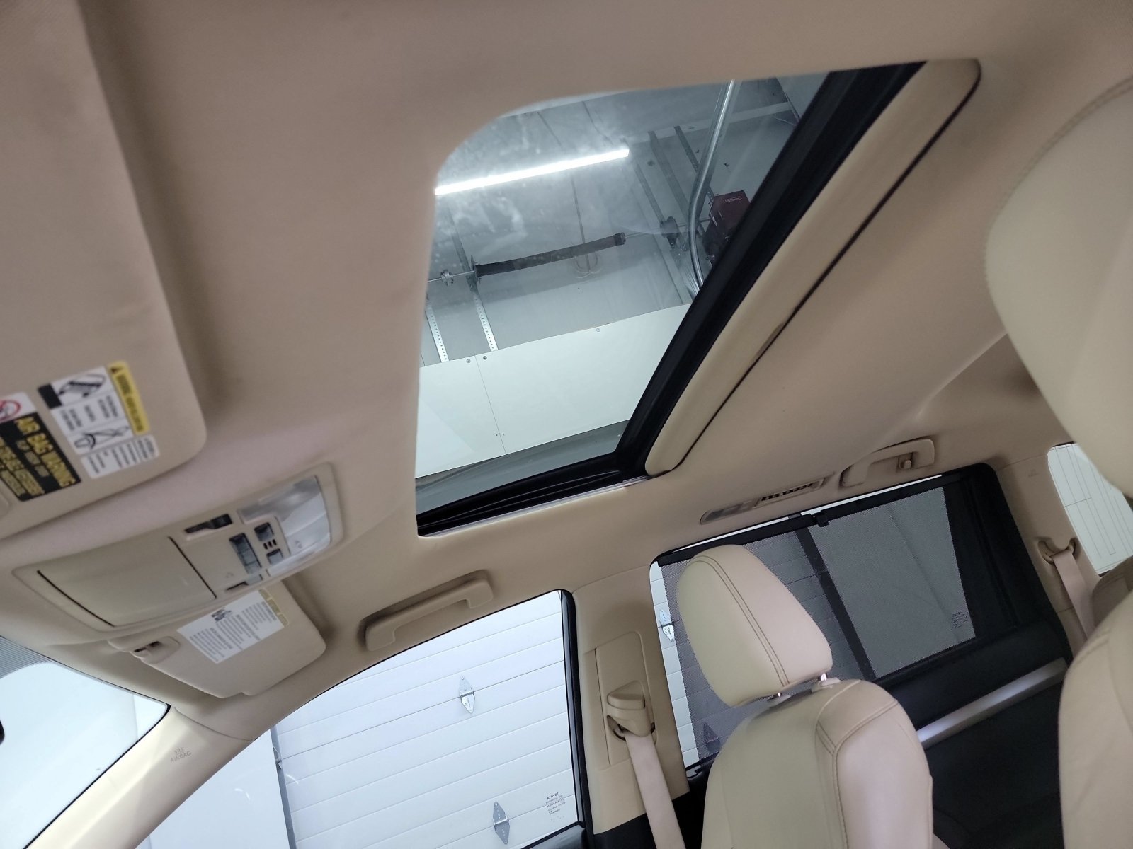 Used 2015 Toyota Highlander XLE FWD image 24