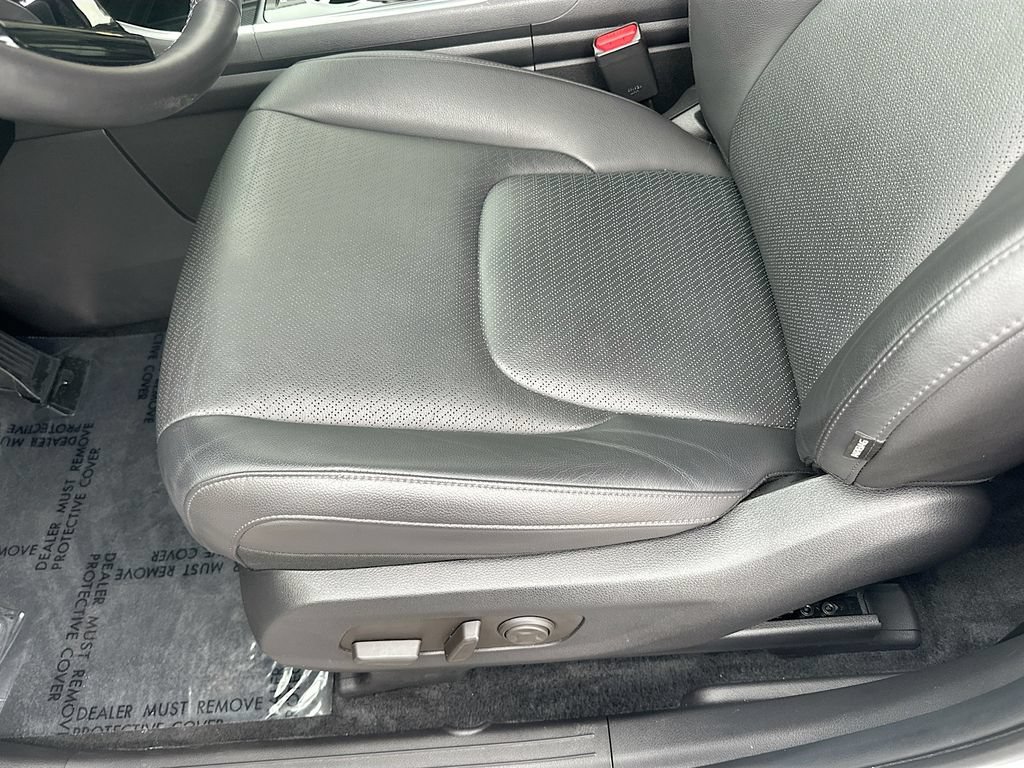 Certified 2025 Kia Carnival SX Prestige FWD image 20