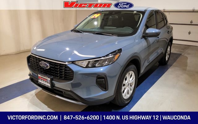 Used 2024 Ford Escape Active w/ Tech Pack #2 AWD/4WD image 2