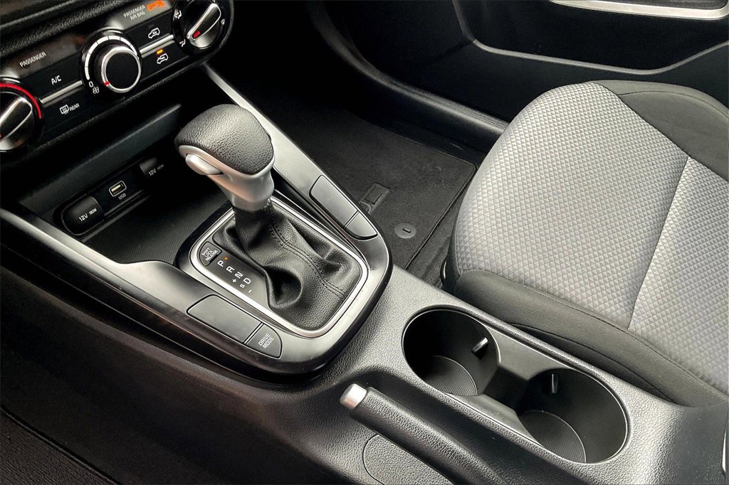 Certified 2023 Kia Soul LX w/ LX Technology Package image 16