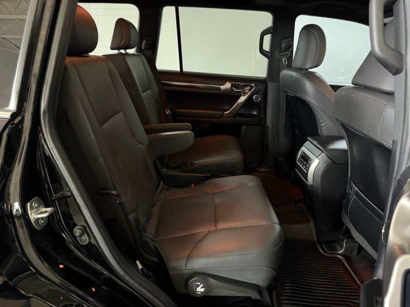 Used 2022 Lexus GX 460 Premium AWD/4WD image 18