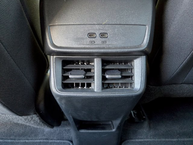 Used 2025 GMC Terrain Elevation AWD/4WD image 15