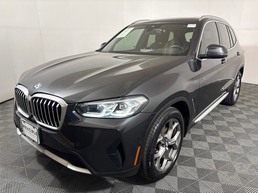 Certified 2024 BMW X3 sDrive30i w/ Convenience Package RWD image 2