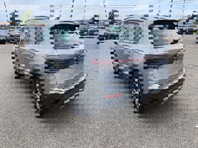 New 2025 Volkswagen Taos S image 4