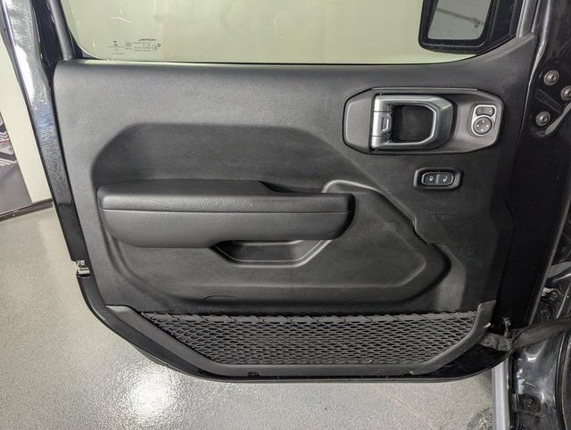 Used 2022 Jeep Wrangler Unlimited Sport AWD/4WD image 8