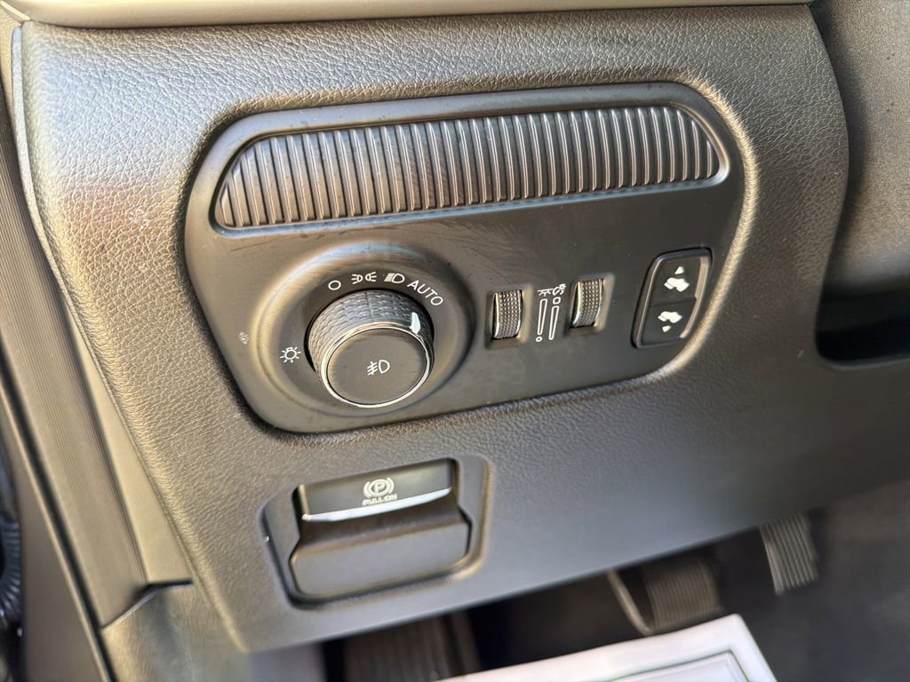 Used 2024 Jeep Wagoneer Series II w/ Flexible Seating Group AWD/4WD image 14