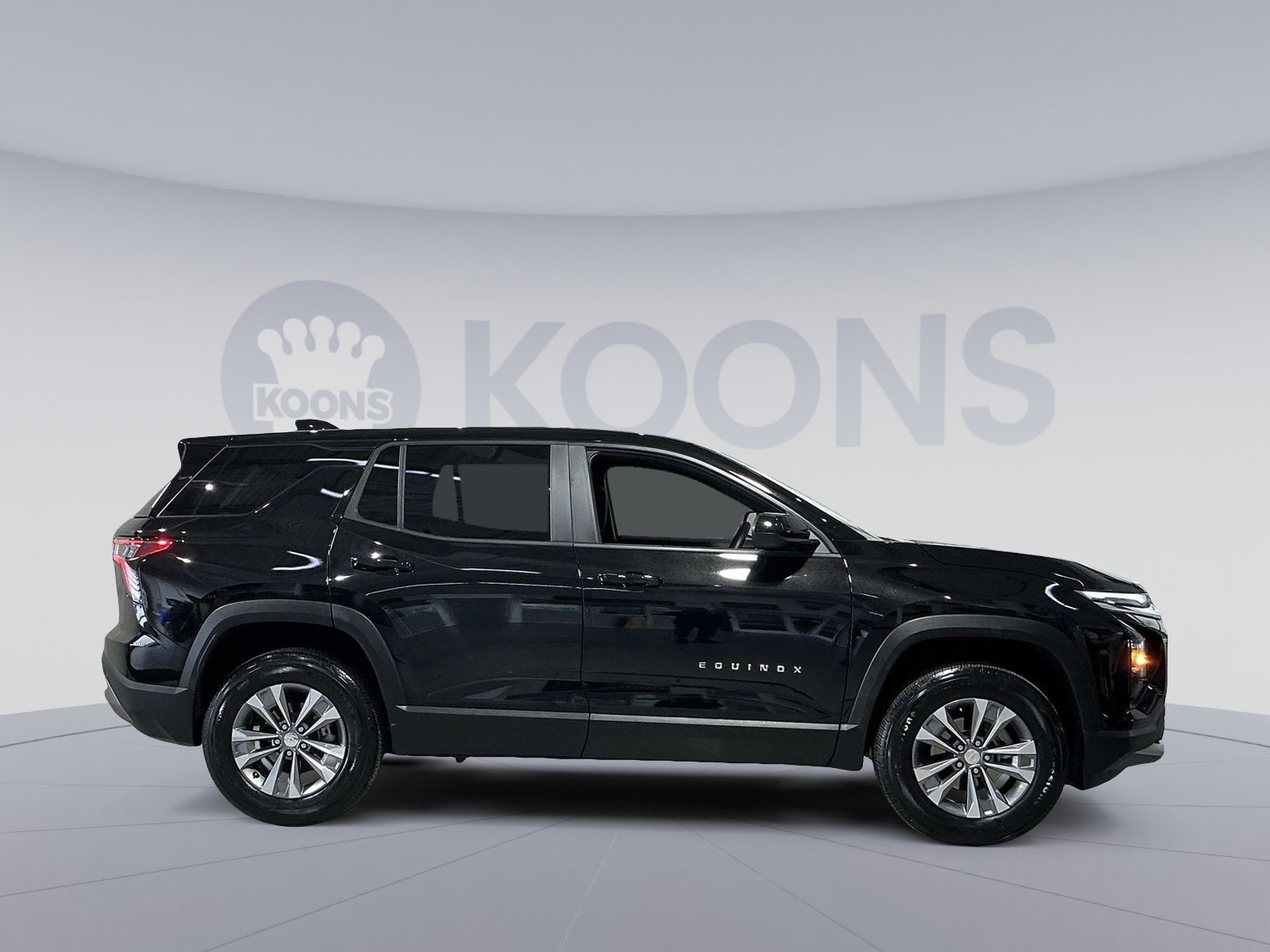 Used 2025 Chevrolet Equinox LT image 17