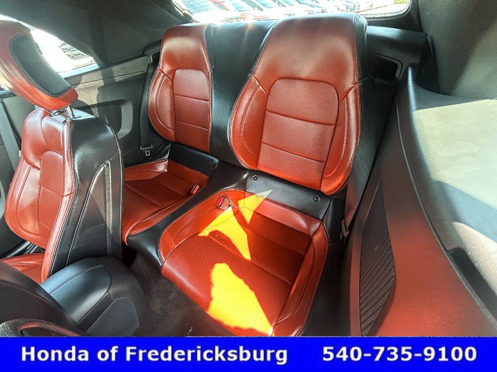 Used 2025 Ford Mustang Premium RWD image 27