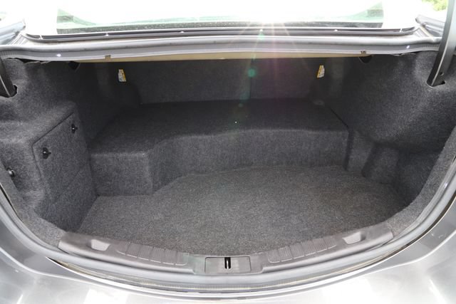 Used 2015 Ford Fusion SE w/ Equipment Group 502A FWD image 8
