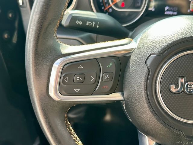 Used 2023 Jeep Gladiator Overland AWD/4WD image 33