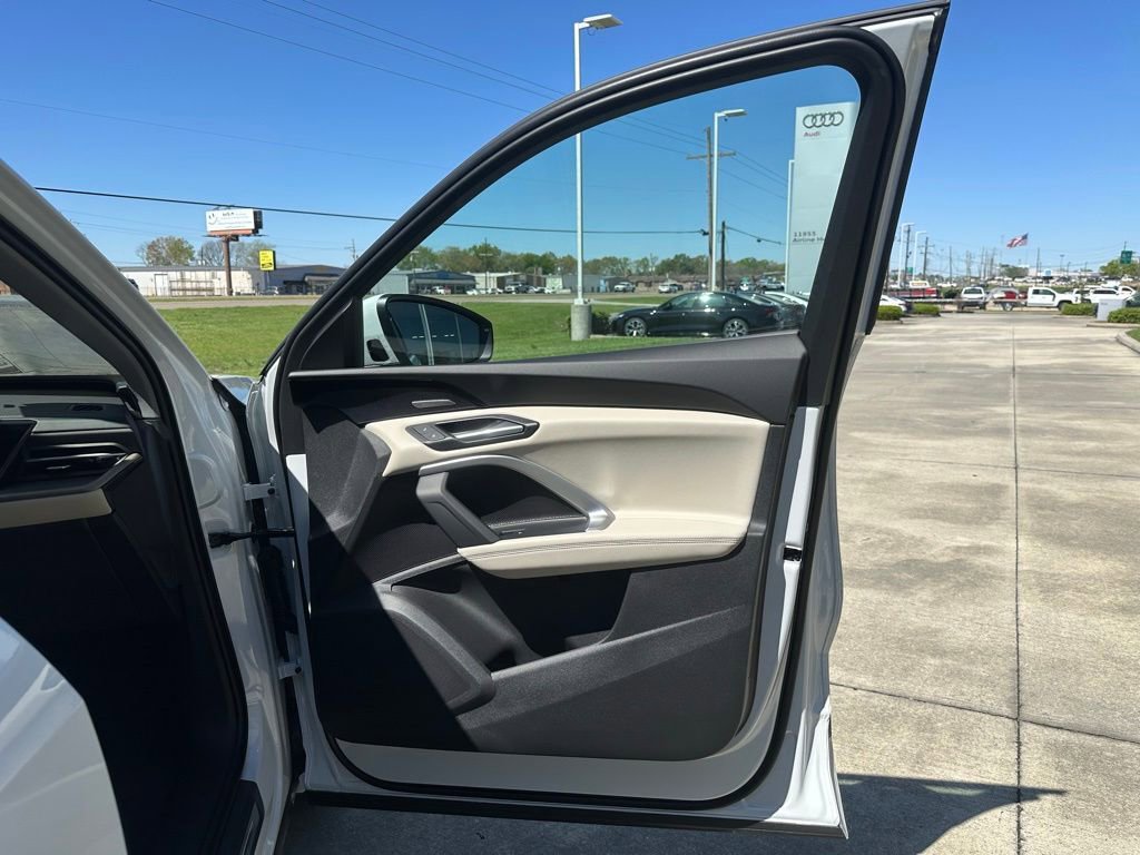 New 2025 Audi Q5 Premium Plus w/ Premium Plus image 32