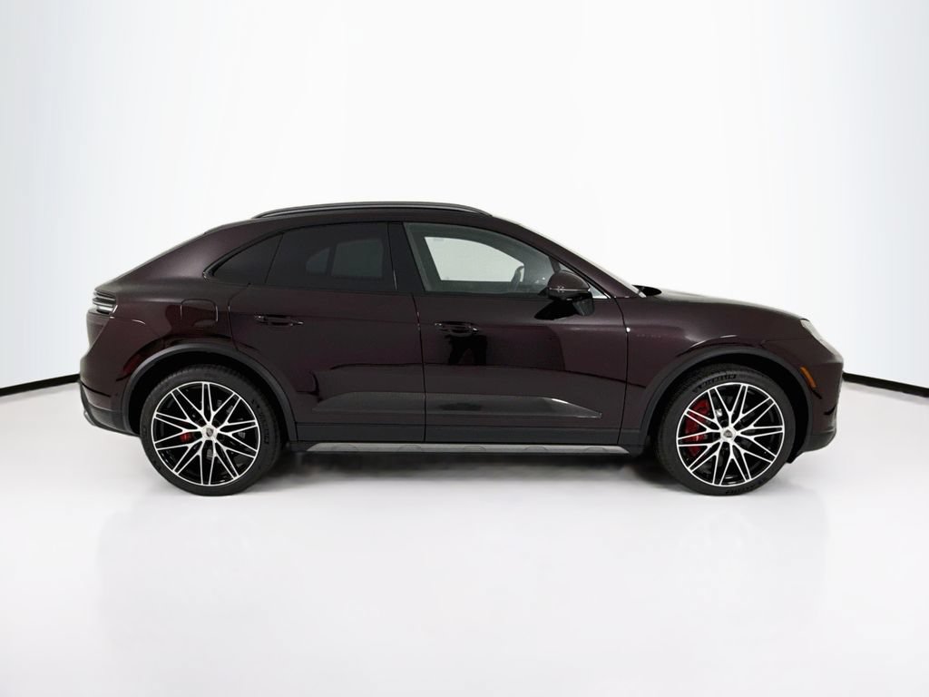 Certified 2025 Porsche Macan Turbo Electric AWD/4WD image 8
