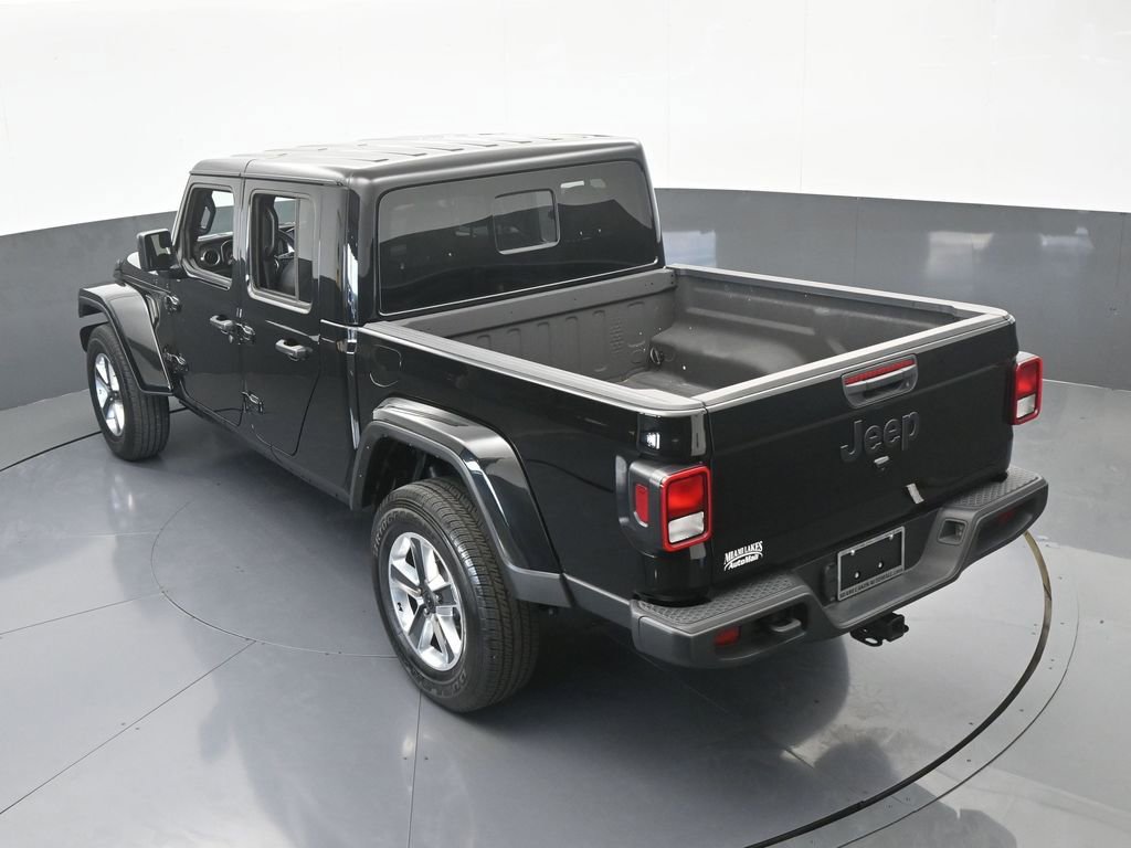 Used 2024 Jeep Gladiator Sport w/ Premium Package image 47