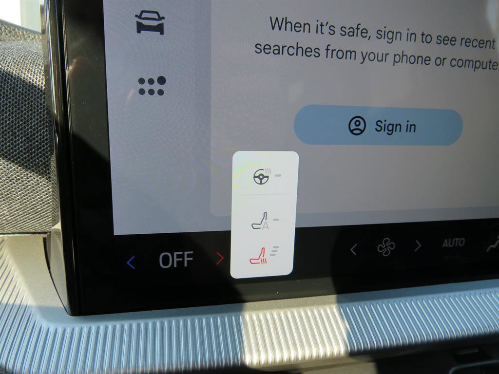 Used 2025 Ford Explorer ST-Line image 18