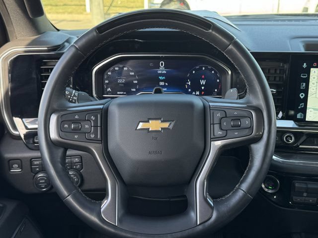 Used 2025 Chevrolet Silverado 1500 High Country AWD/4WD image 13