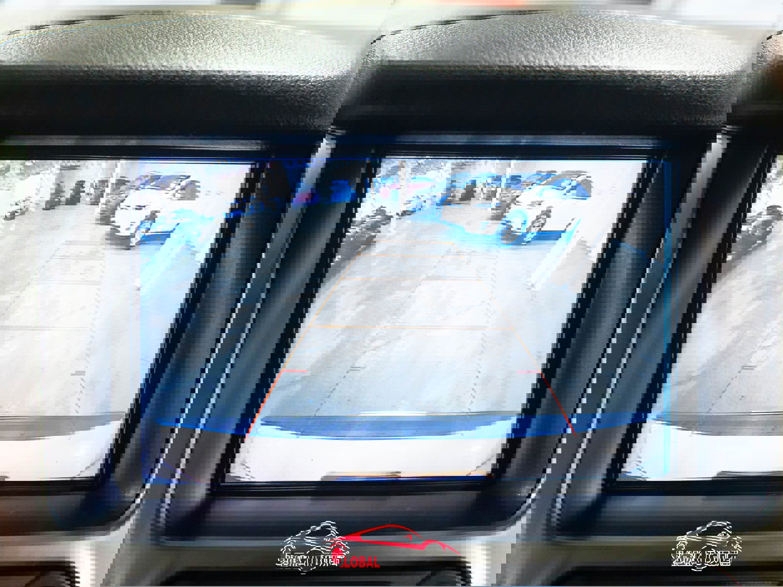 Used 2018 Chevrolet Tahoe LT w/ Luxury Package image 31