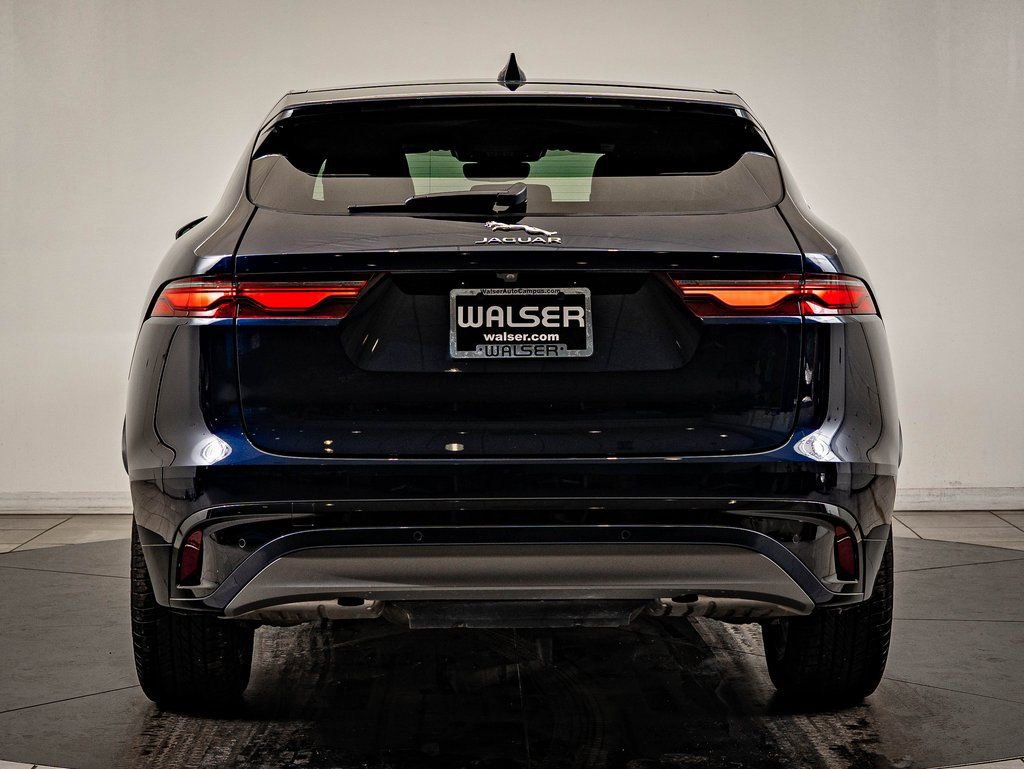 Used 2025 Jaguar F-PACE R-Dynamic S AWD/4WD image 7