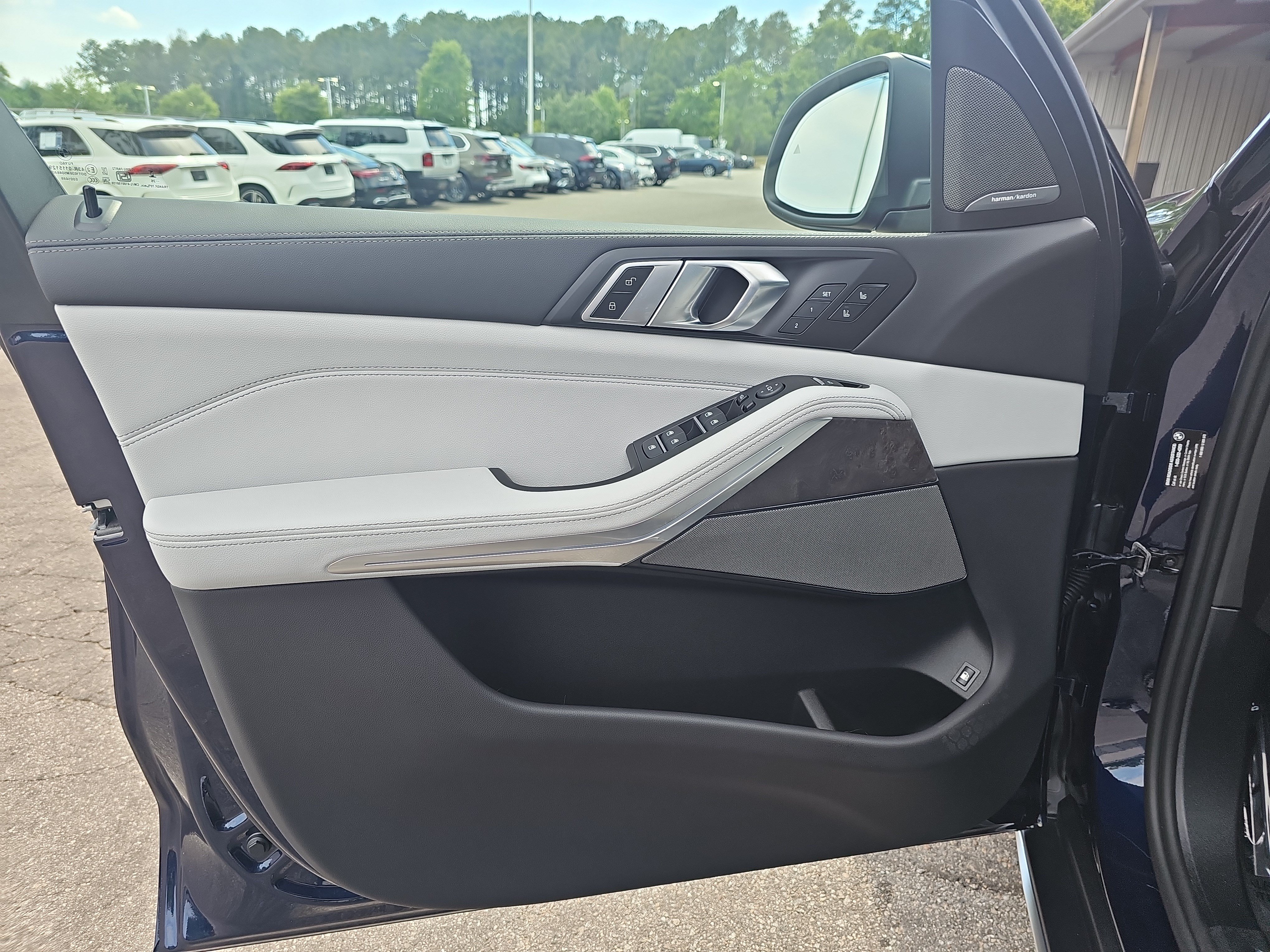 New 2026 BMW X5 xDrive50e AWD/4WD image 27