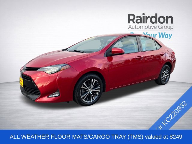 Used 2019 Toyota Corolla LE w/ LE Premium Package FWD image 3