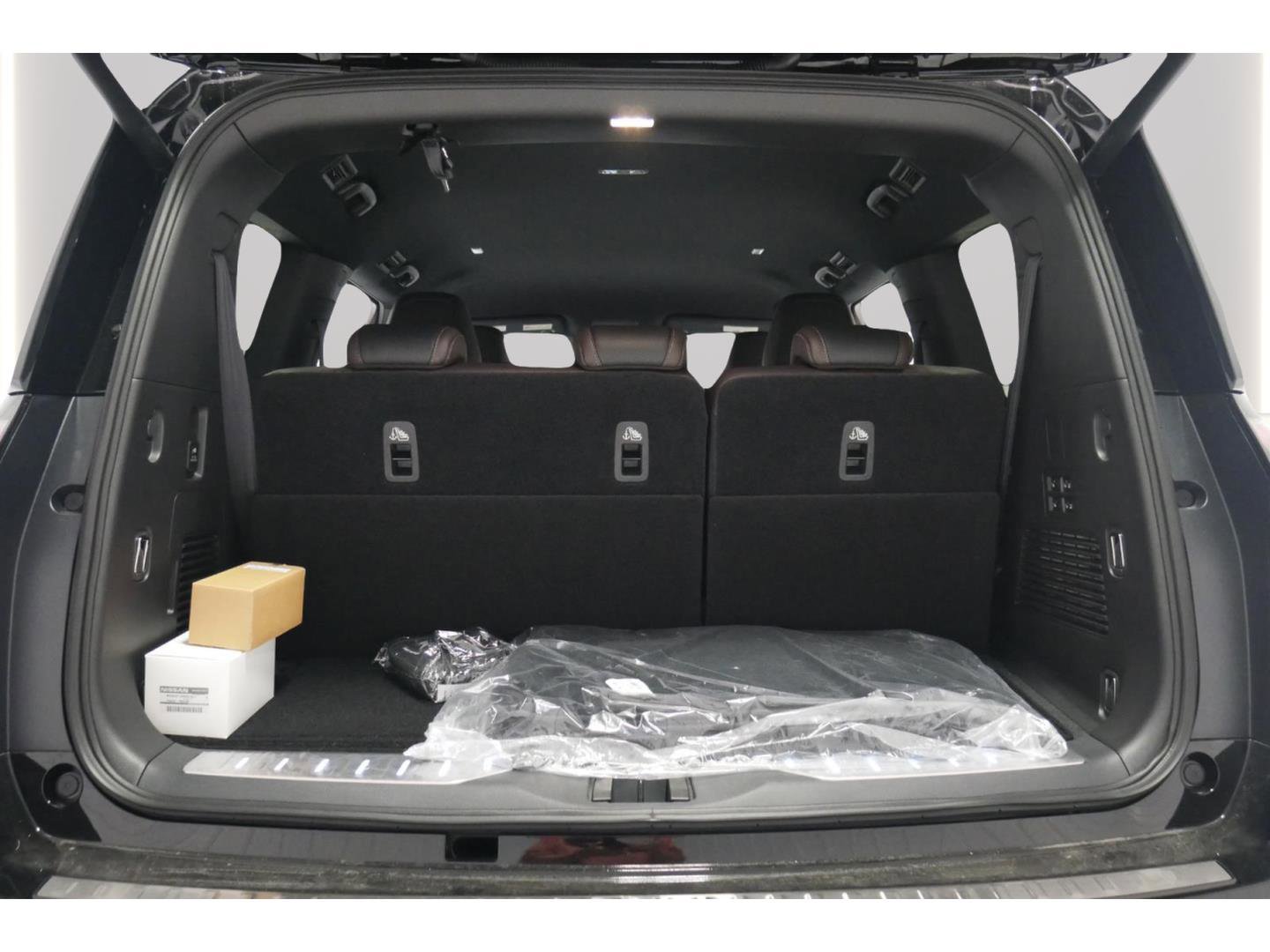 New 2026 Nissan Armada SL w/ Convenience Package image 26