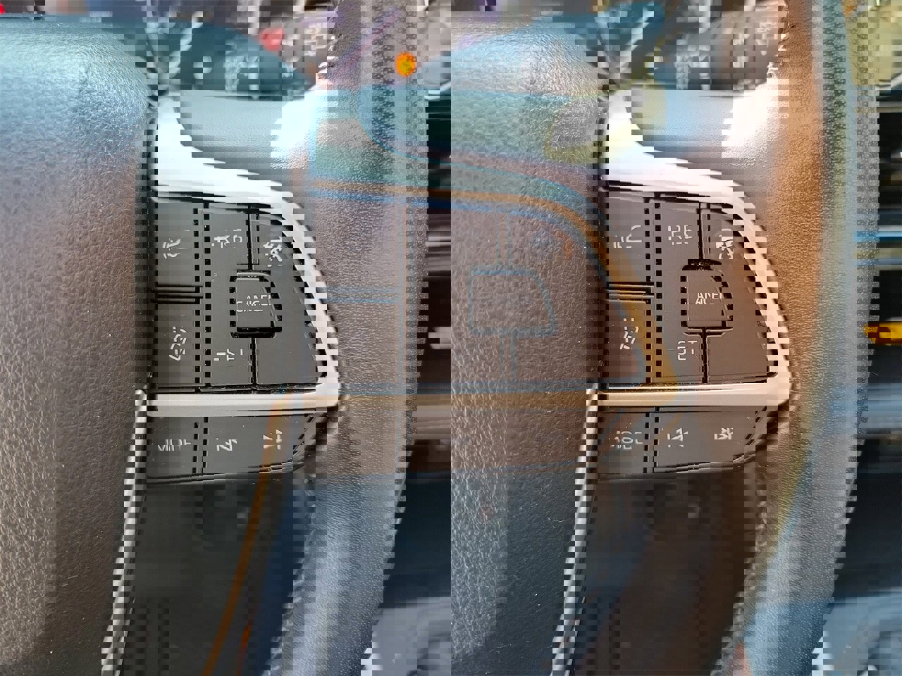 Used 2024 Toyota Highlander XSE image 22