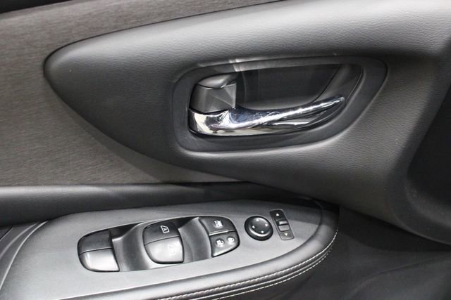 Used 2023 Nissan Murano SV image 17