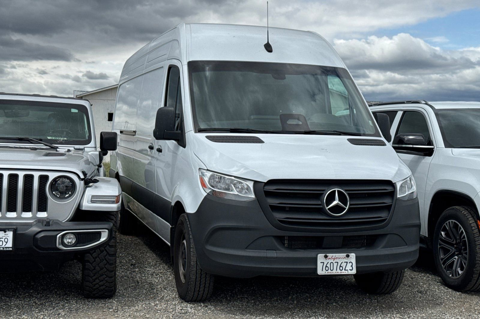 Used 2025 Mercedes-Benz Sprinter 2500 image 2