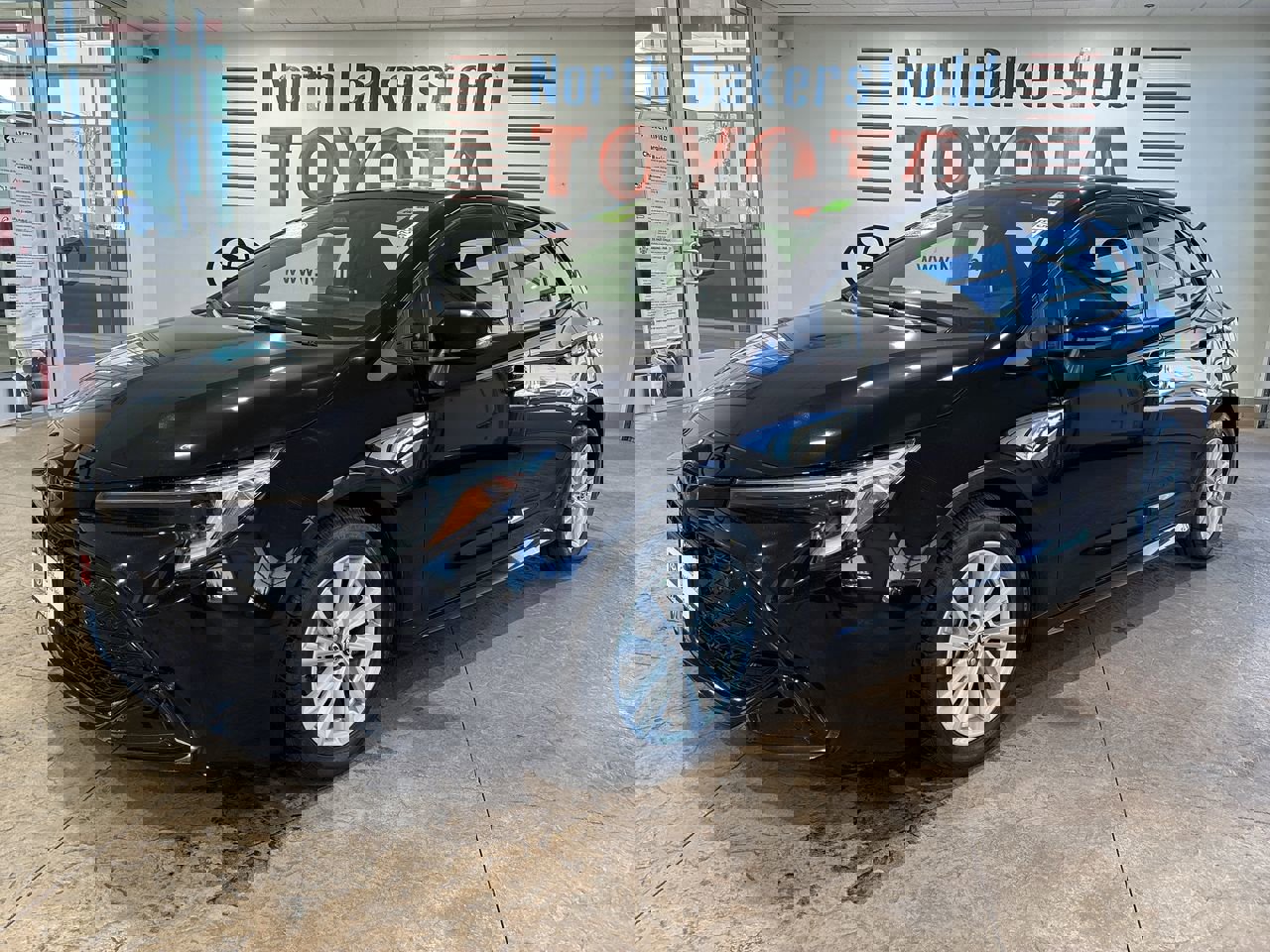 Certified 2023 Toyota Corolla SE image 1