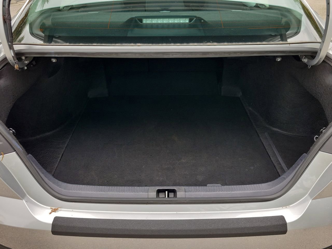 Used 2025 Toyota Camry LE image 8