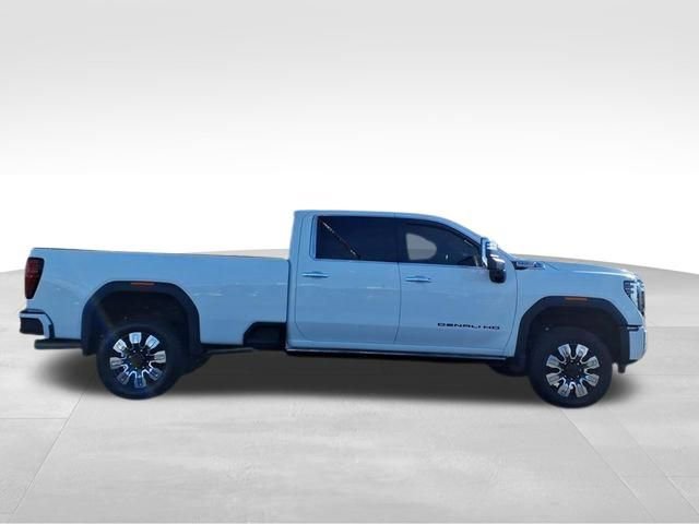 Used 2025 GMC Sierra 3500 Denali w/ Denali Reserve Package AWD/4WD image 5