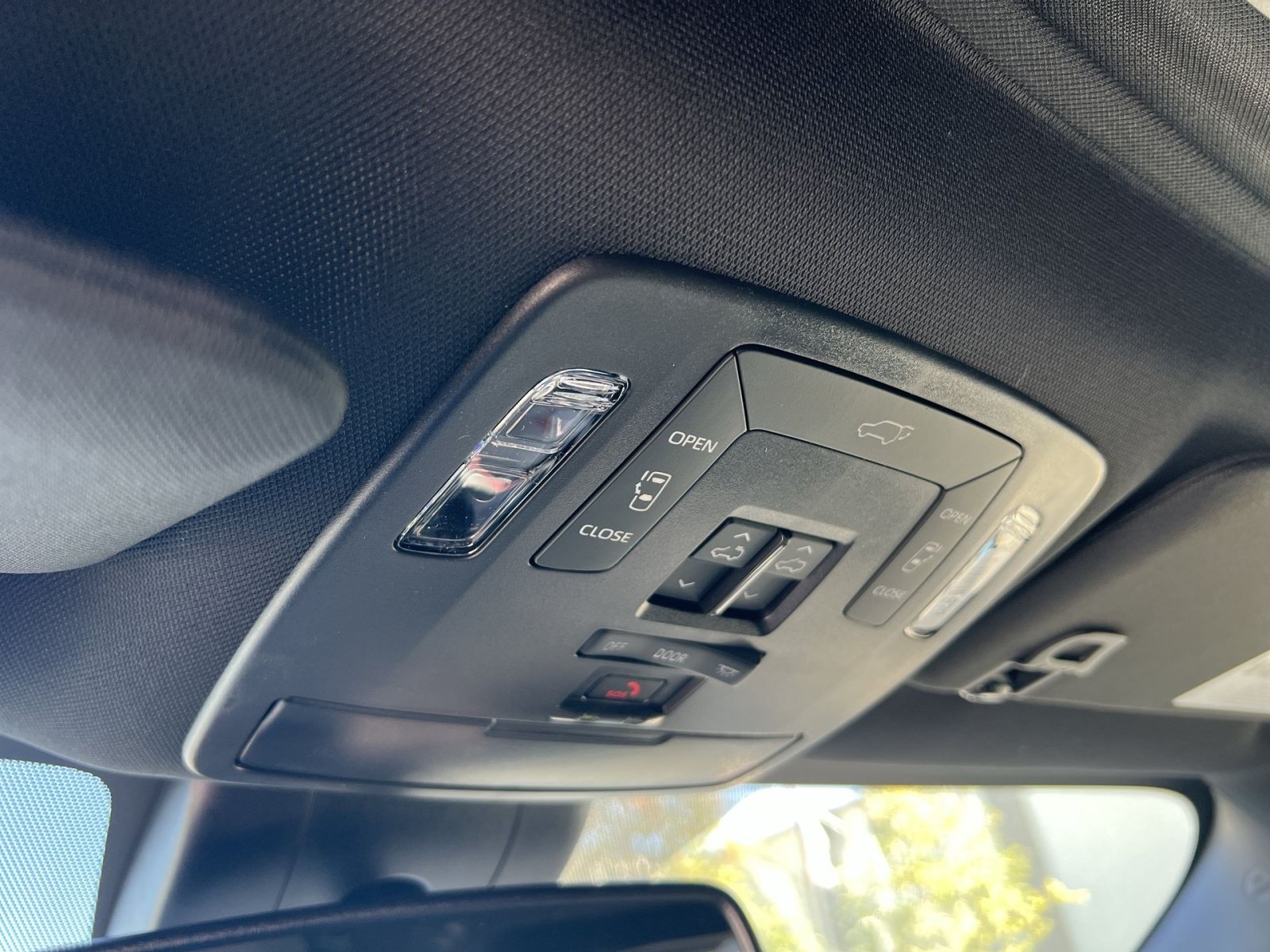 New 2026 Toyota Sienna XSE AWD/4WD image 27
