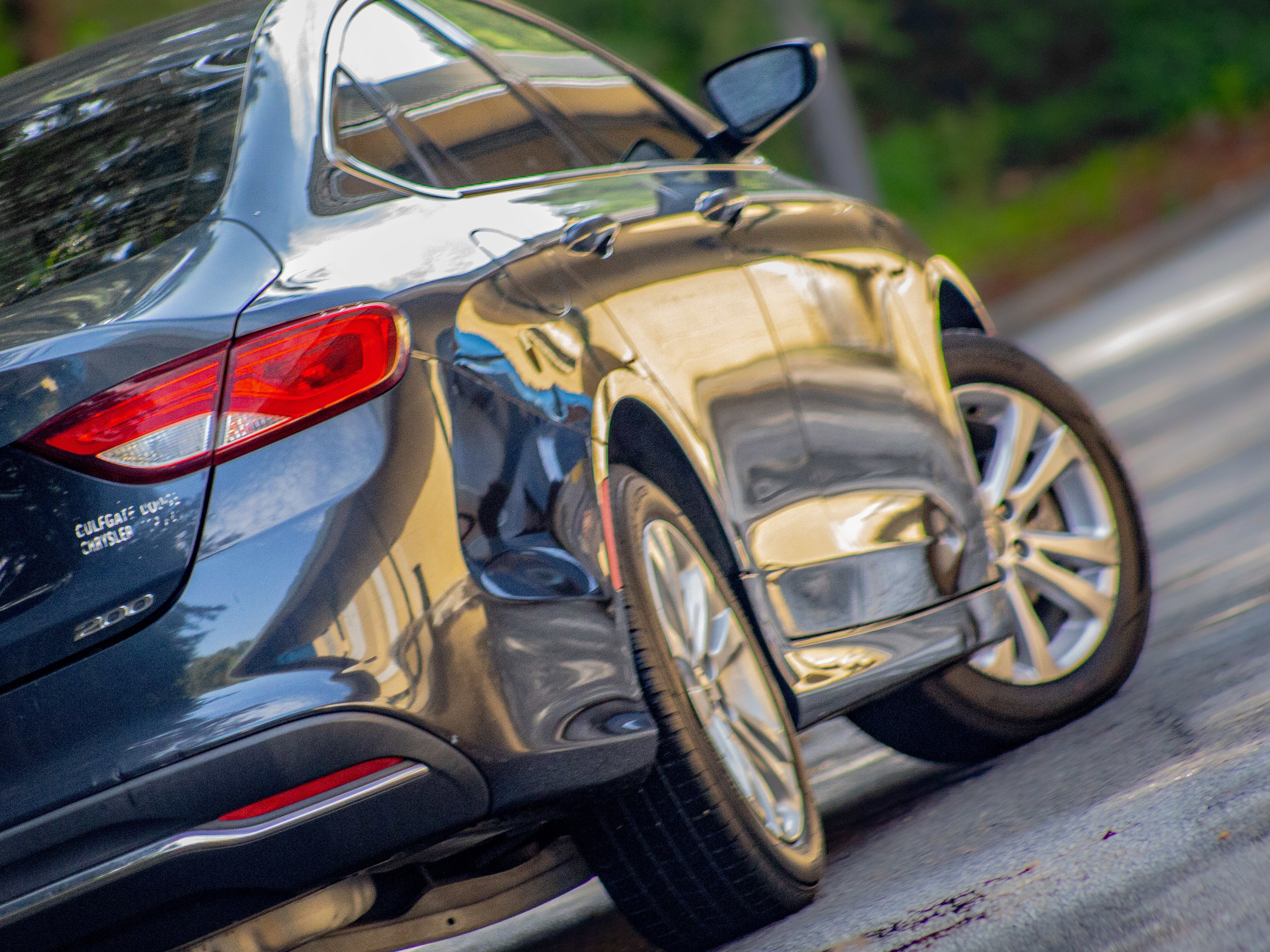 Used 2017 Chrysler 200 Limited Platinum image 32