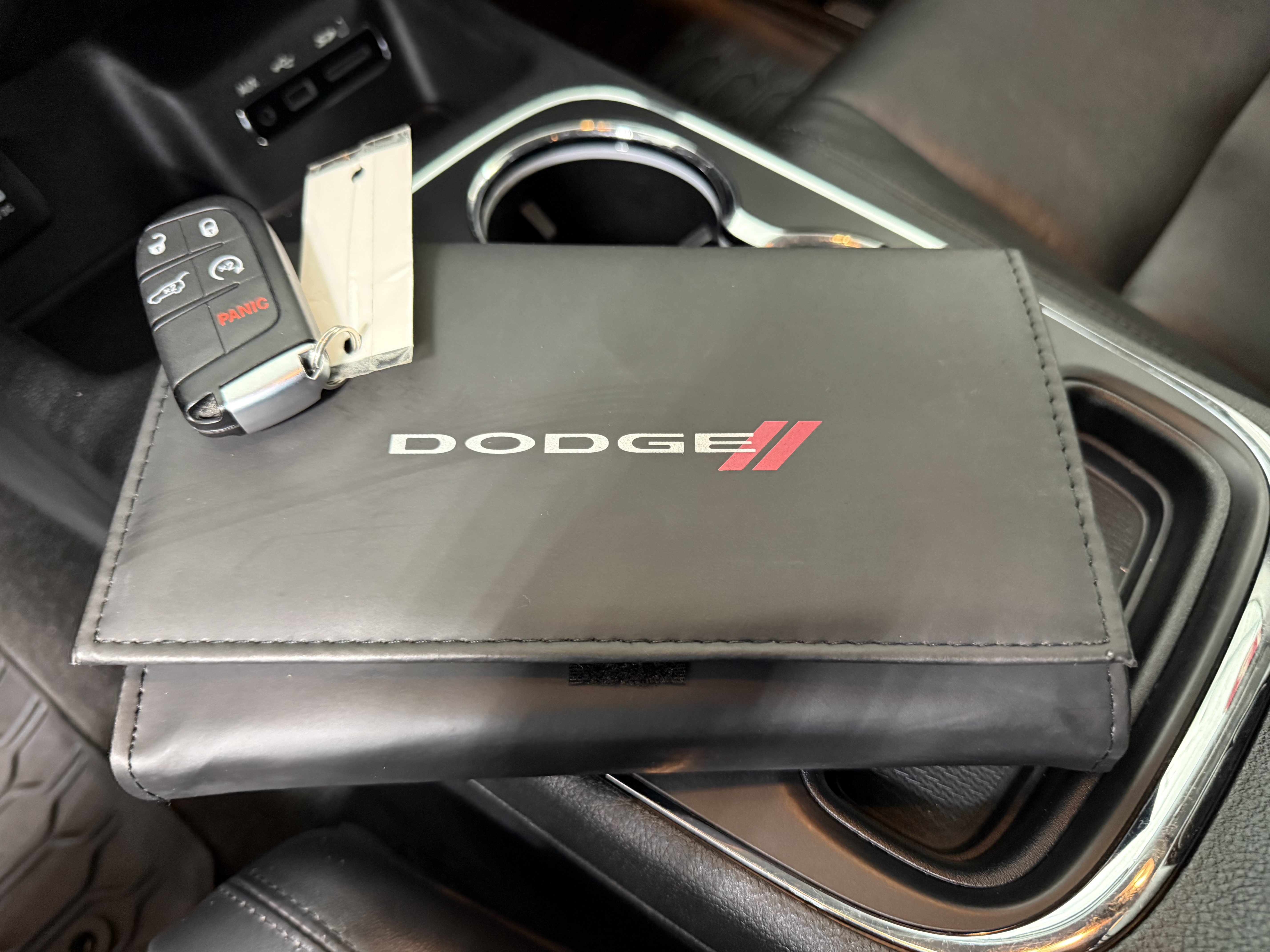 Used 2015 Dodge Durango Limited w/ Nav & Power Liftgate Group AWD/4WD image 21
