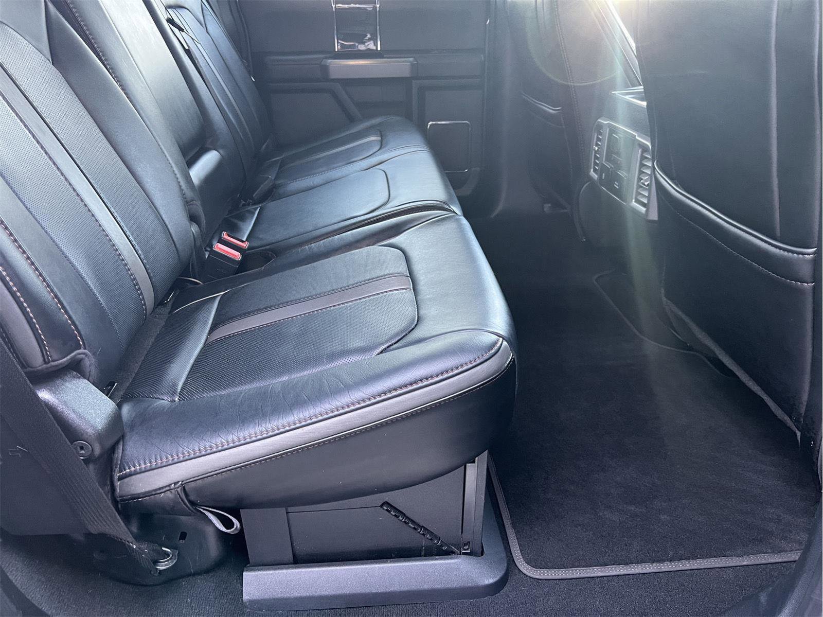 Used 2021 Ford F250 Platinum w/ FX4 Off-Road Package image 12