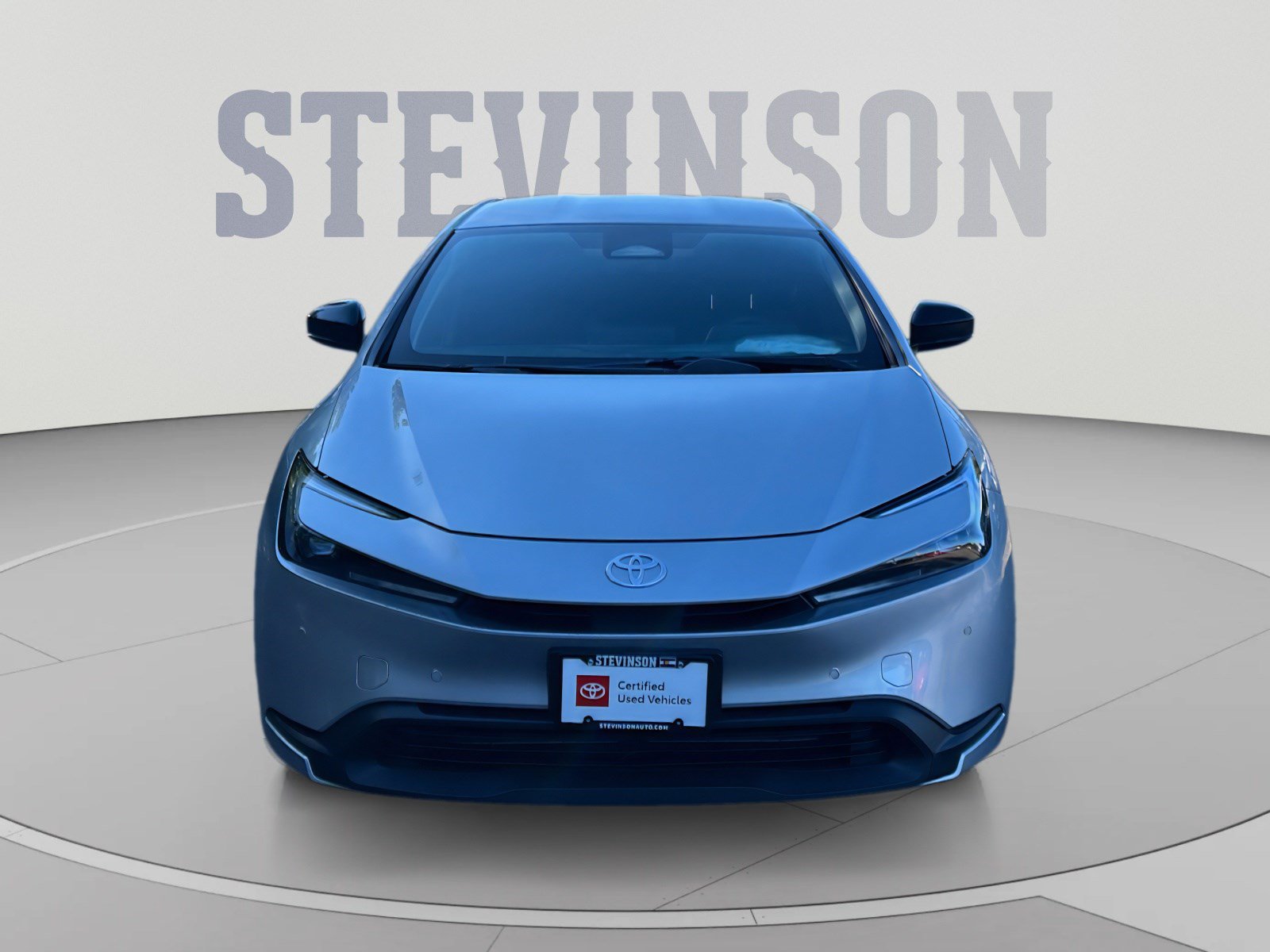 Used 2025 Toyota Prius LE AWD/4WD image 8