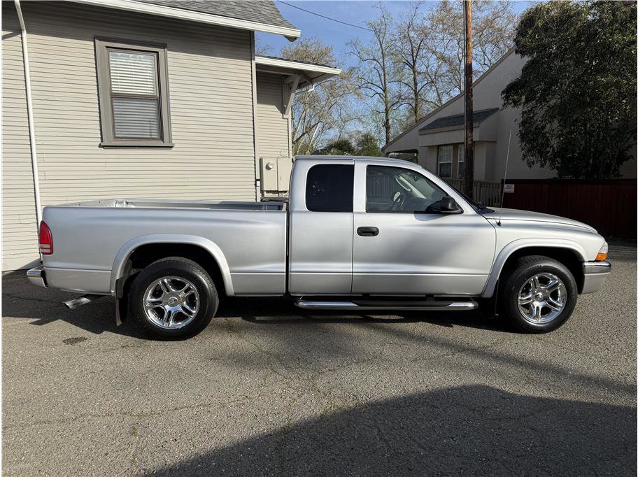 Used 2004 Dodge Dakota SLT w/ Chrome Appearance Group