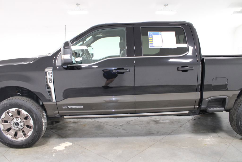 Used 2025 Ford F350 King Ranch w/ FX4 Off-Road Package AWD/4WD image 6