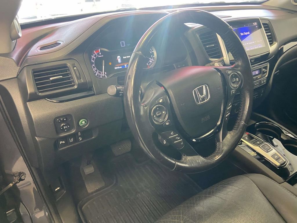 Used 2018 Honda Pilot Elite image 13