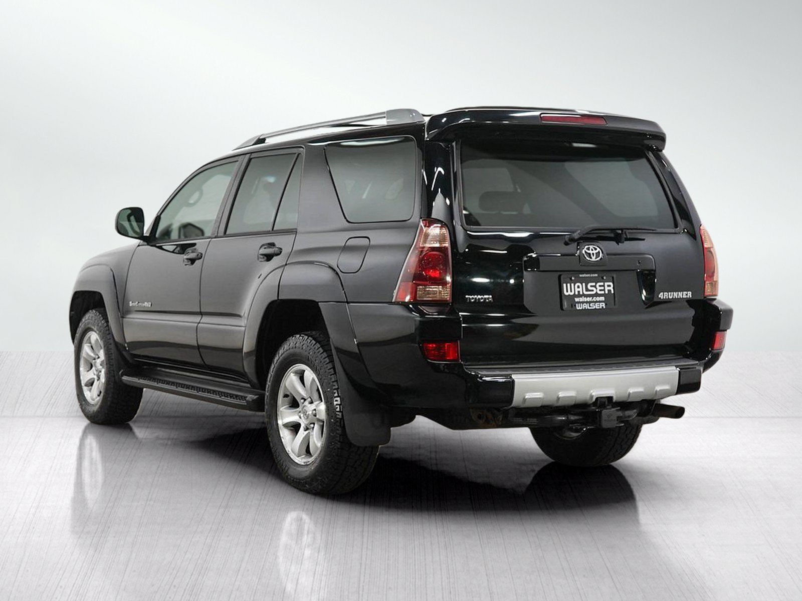 Used 2005 Toyota 4Runner Sport AWD/4WD image 3