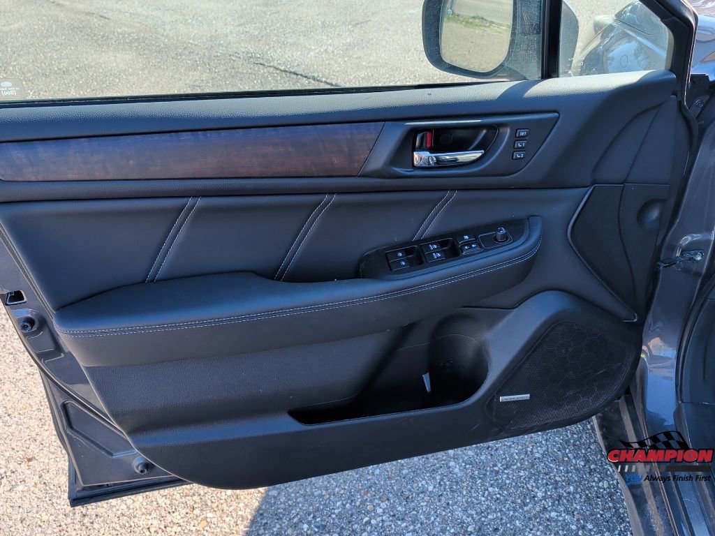 Used 2018 Subaru Outback 2.5i Limited AWD/4WD image 14