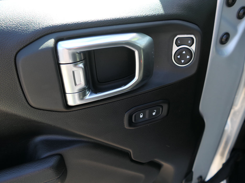 Used 2023 Jeep Wrangler Unlimited Sport AWD/4WD image 12